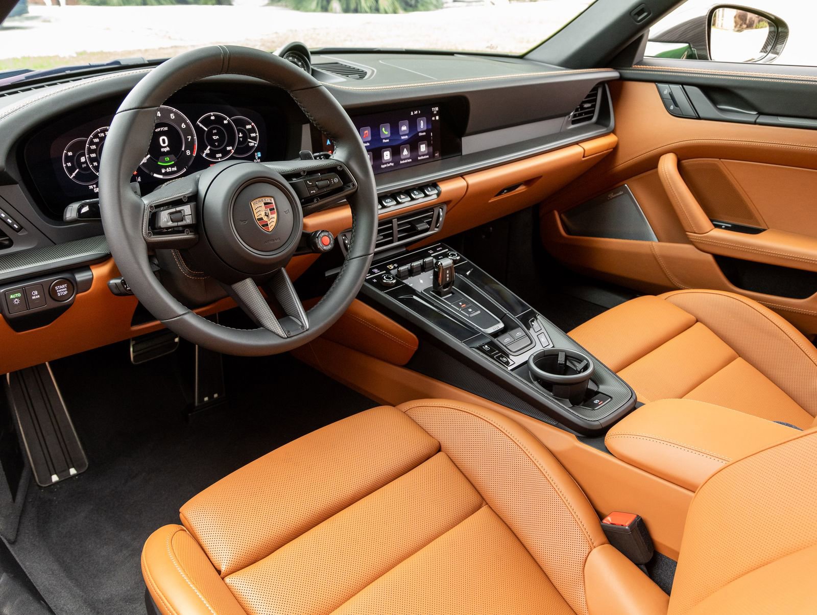 Certified 2026 Porsche 911 Targa 4 GTS image 4