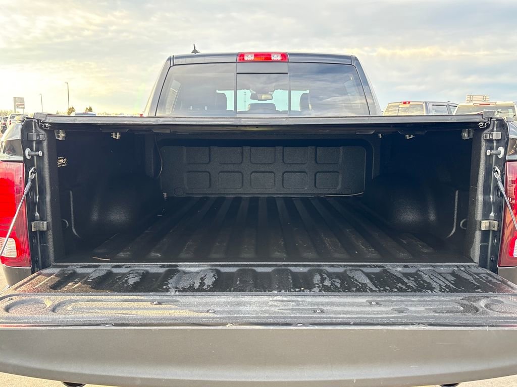 Used 2017 RAM 1500 Sport w/ Black Ram 1500 Sport Group image 30