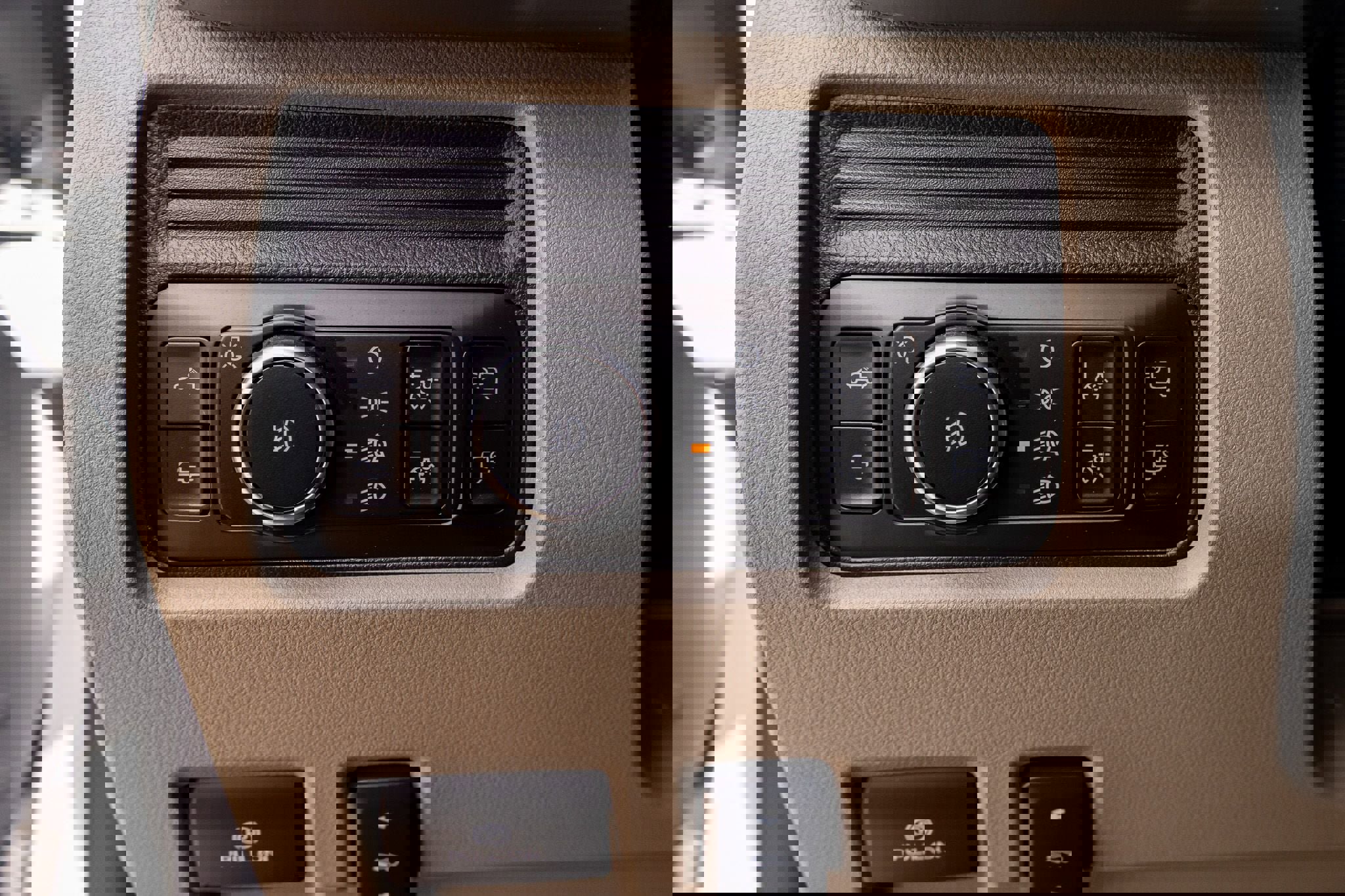 Used 2026 Ford F450 Platinum w/ Platinum Plus Package image 22