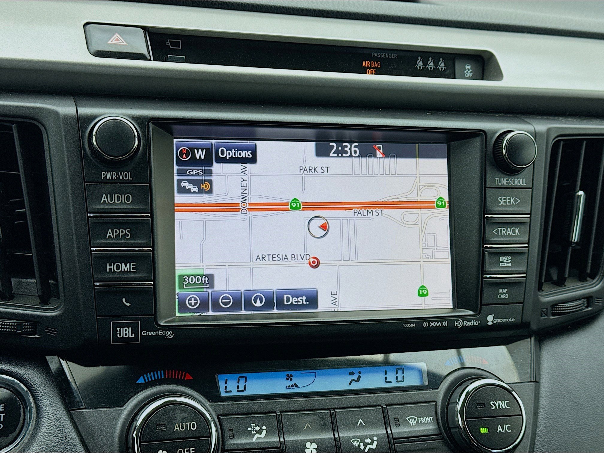 Used 2018 Toyota RAV4 Limited w/ Advanced Technology Package image 9