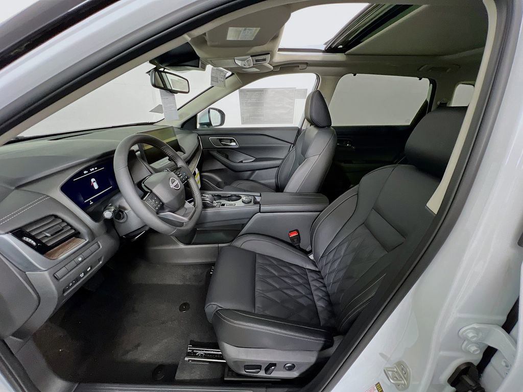 New 2026 Nissan Rogue Platinum AWD/4WD image 19