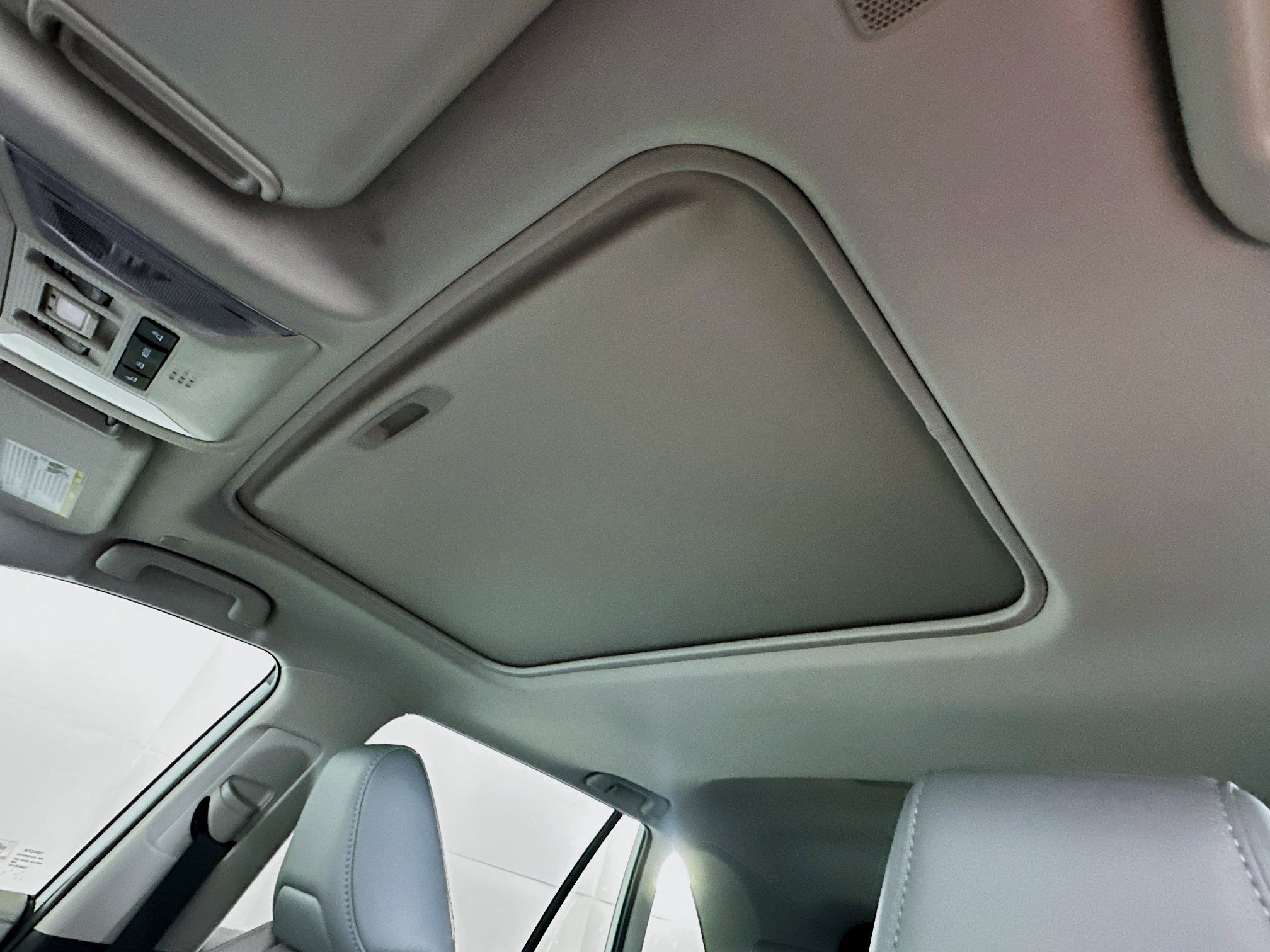 Used 2025 Toyota RAV4 Limited w/ Weather Package image 25