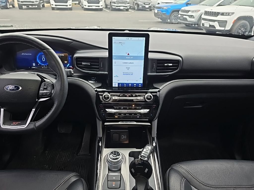 Used 2023 Ford Explorer ST w/ Equipment Group 401A AWD/4WD image 17