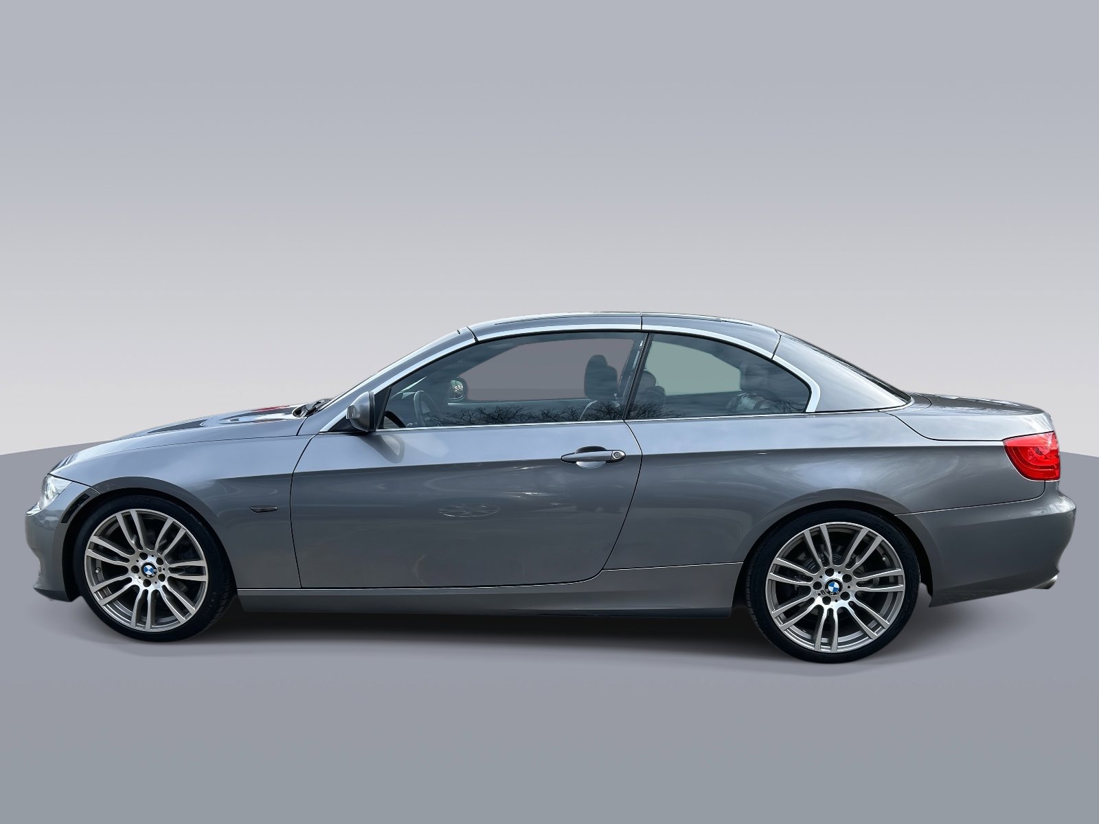 Used 2013 BMW 328i Convertible RWD image 6