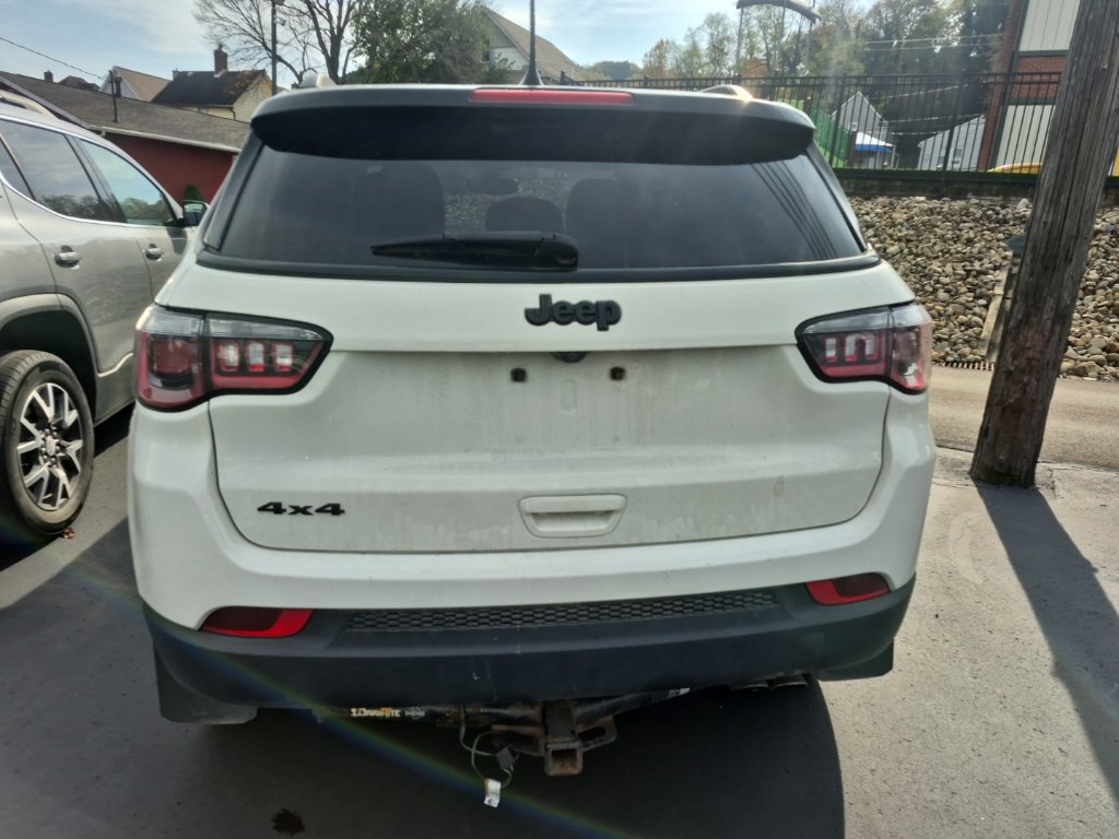 Used 2019 Jeep Compass Latitude AWD/4WD image 6