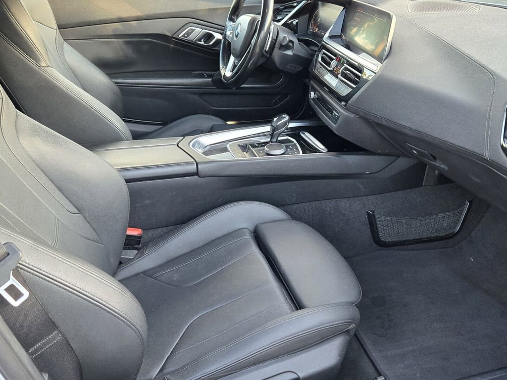 Used 2020 BMW Z4 sDrive30i w/ Convenience Package image 15