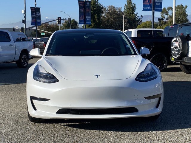 Used 2020 Tesla Model 3 Standard Range Plus image 2
