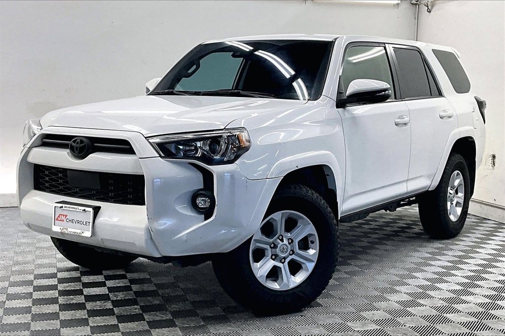 Used 2022 Toyota 4Runner SR5 Premium image 1