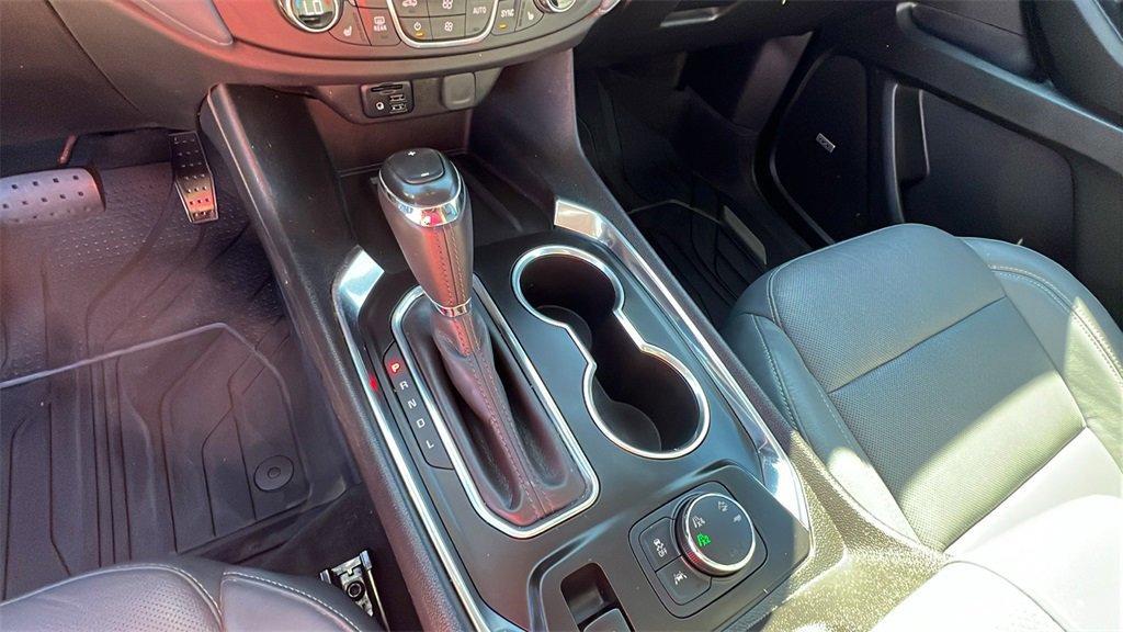 Used 2020 Chevrolet Traverse Premier w/ LPO, Floor Liner Package image 33