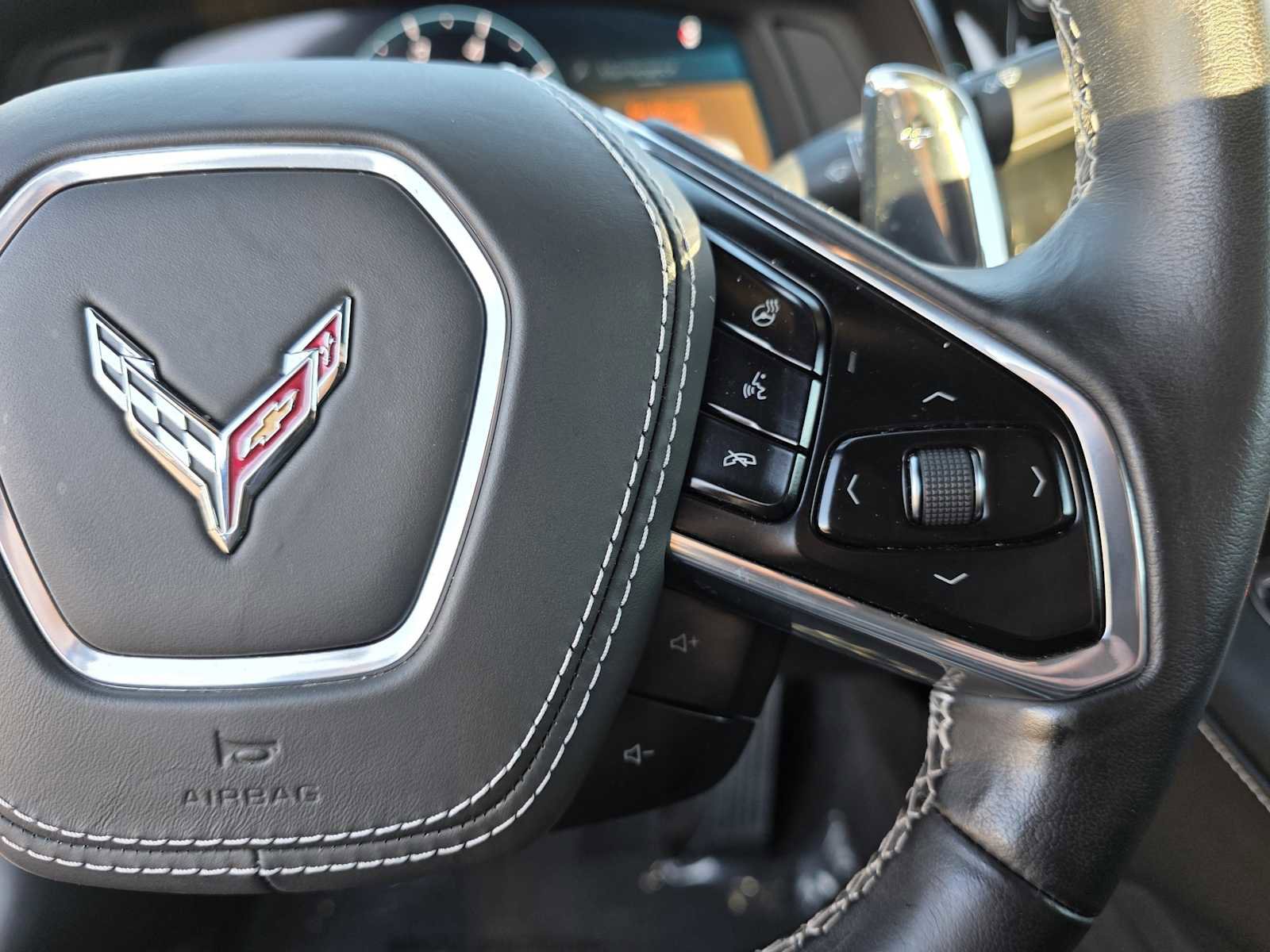 Used 2025 Chevrolet Corvette Stingray Premium Cpe w/ 3LT image 24