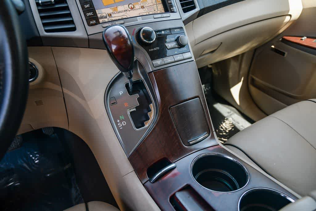 Used 2010 Toyota Venza FWD image 19