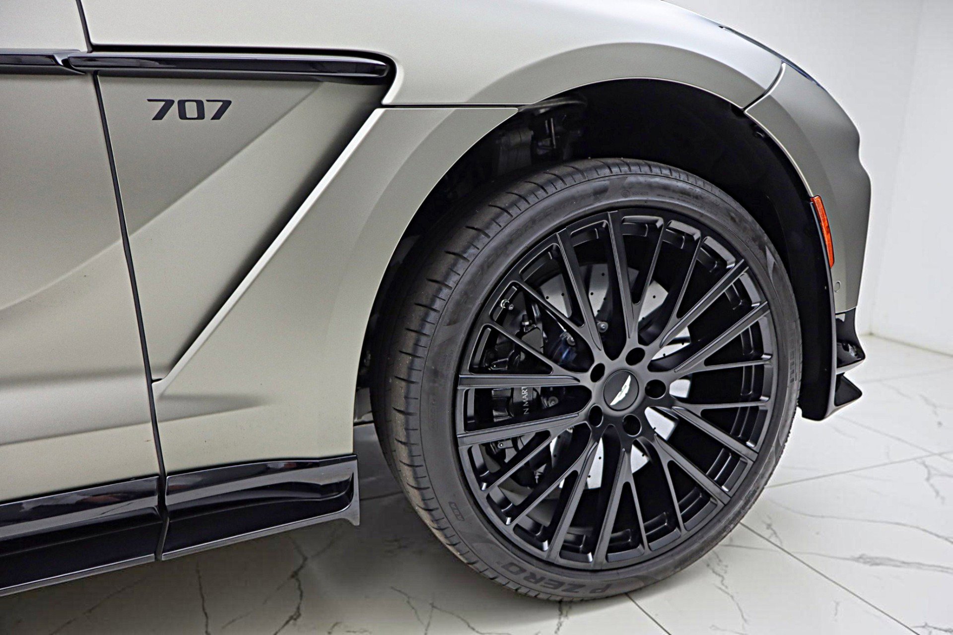 Used 2023 Aston Martin DBX 707 image 14