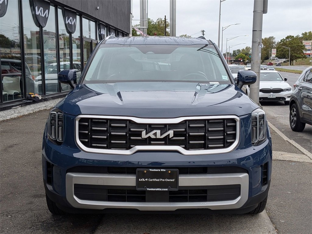 Certified 2024 Kia Telluride S w/ S Sunroof Package image 3