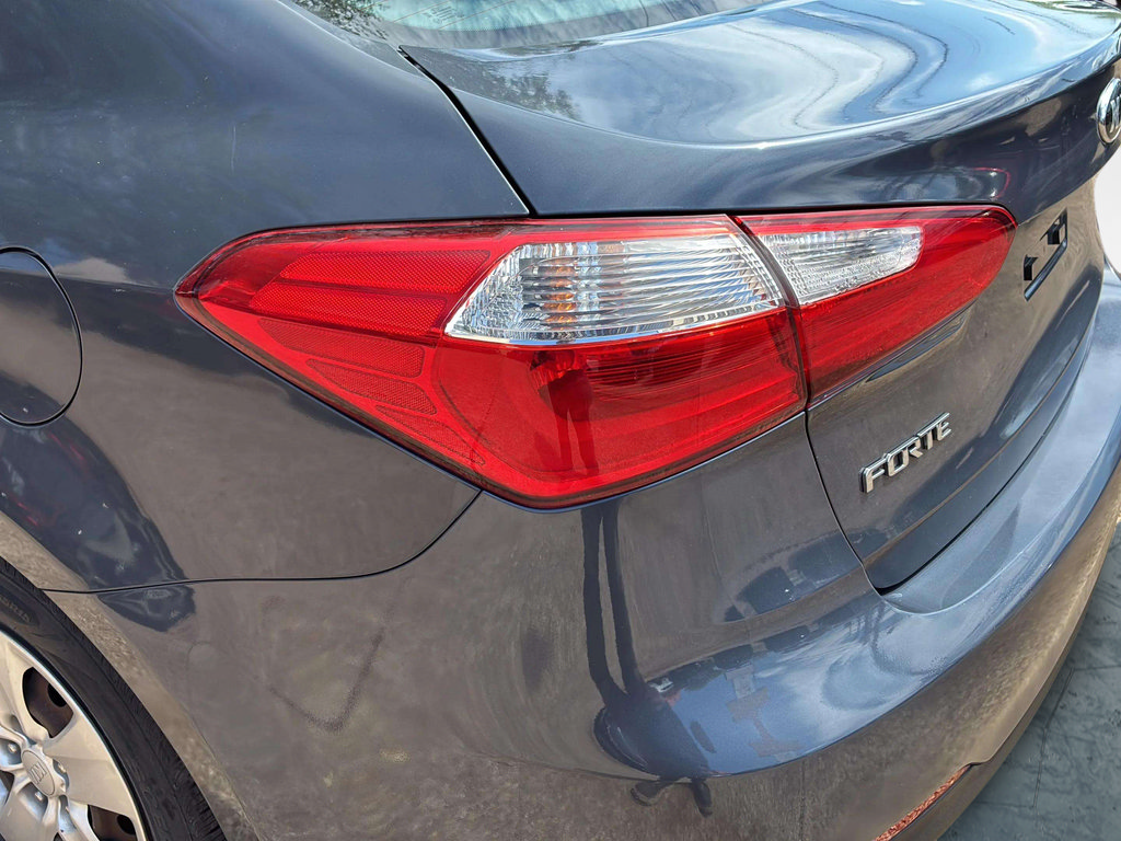 Used 2016 Kia Forte LX FWD image 37