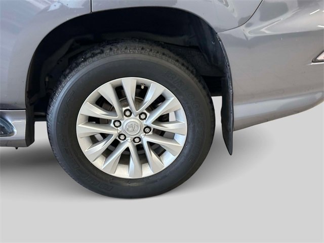 Used 2019 Lexus GX 460 image 14