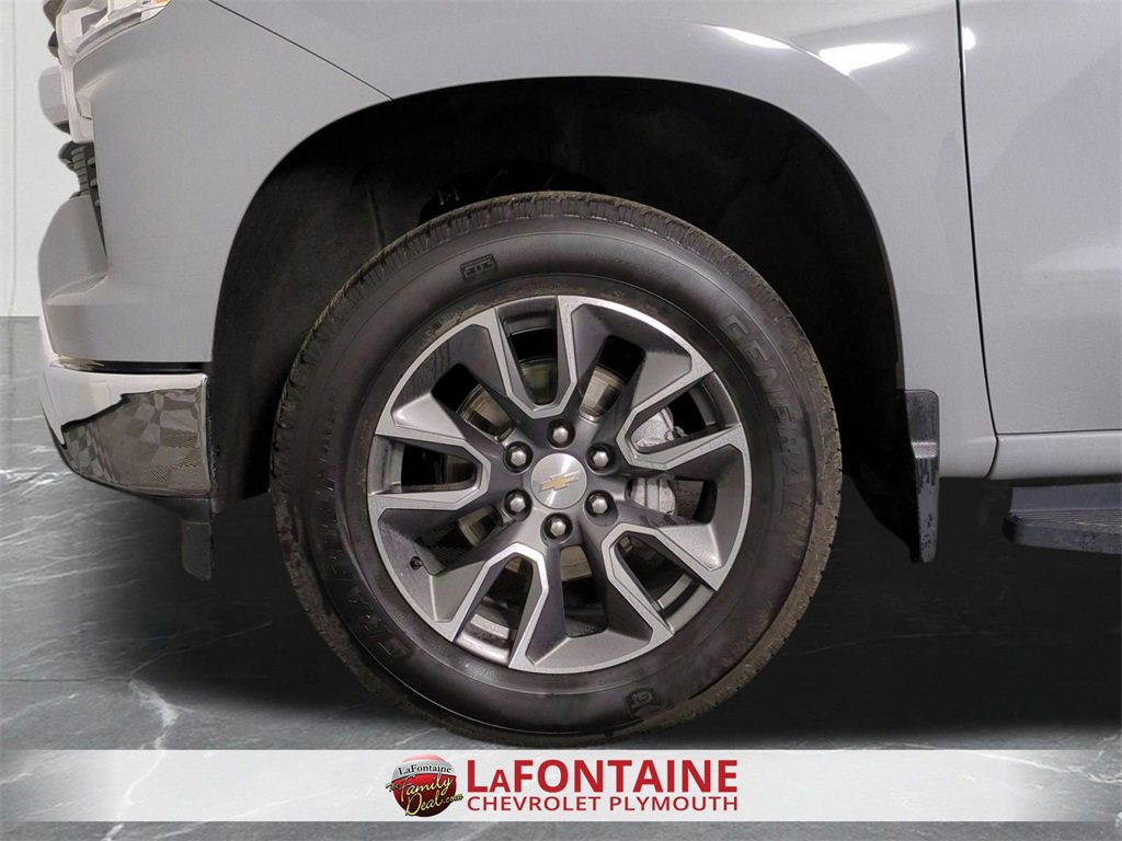 Used 2024 Chevrolet Silverado 1500 LT image 32
