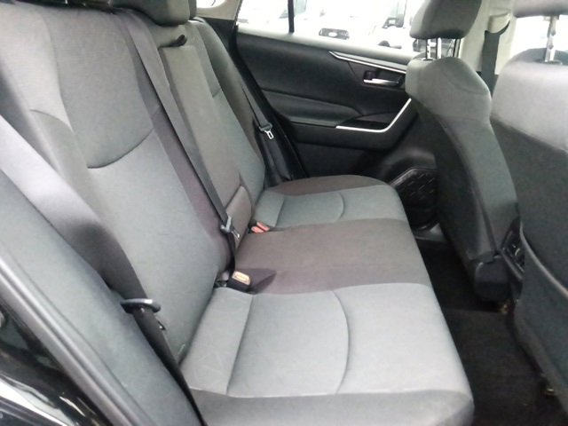 Used 2024 Toyota RAV4 XLE image 29