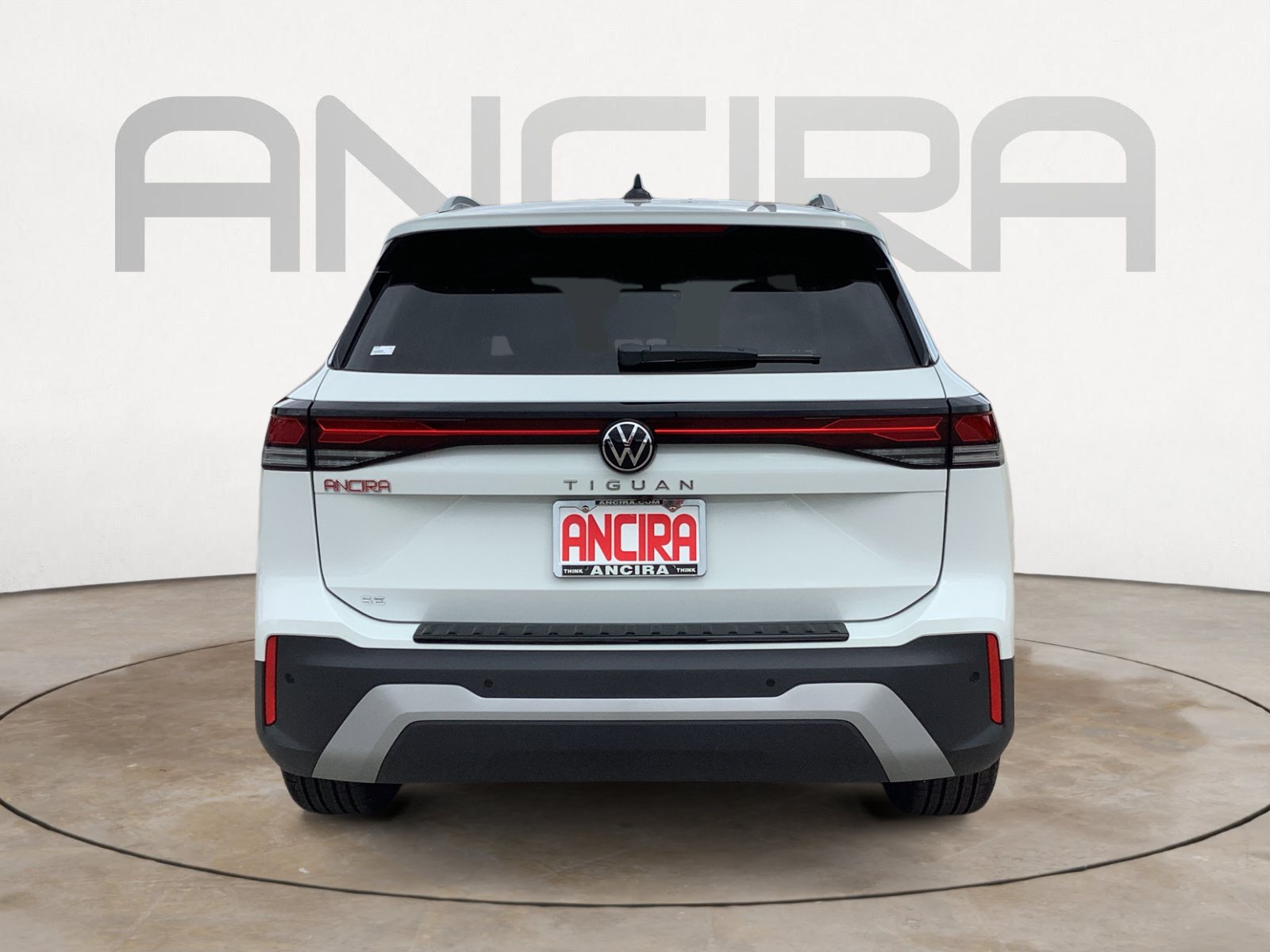 New 2026 Volkswagen Tiguan SE FWD image 7
