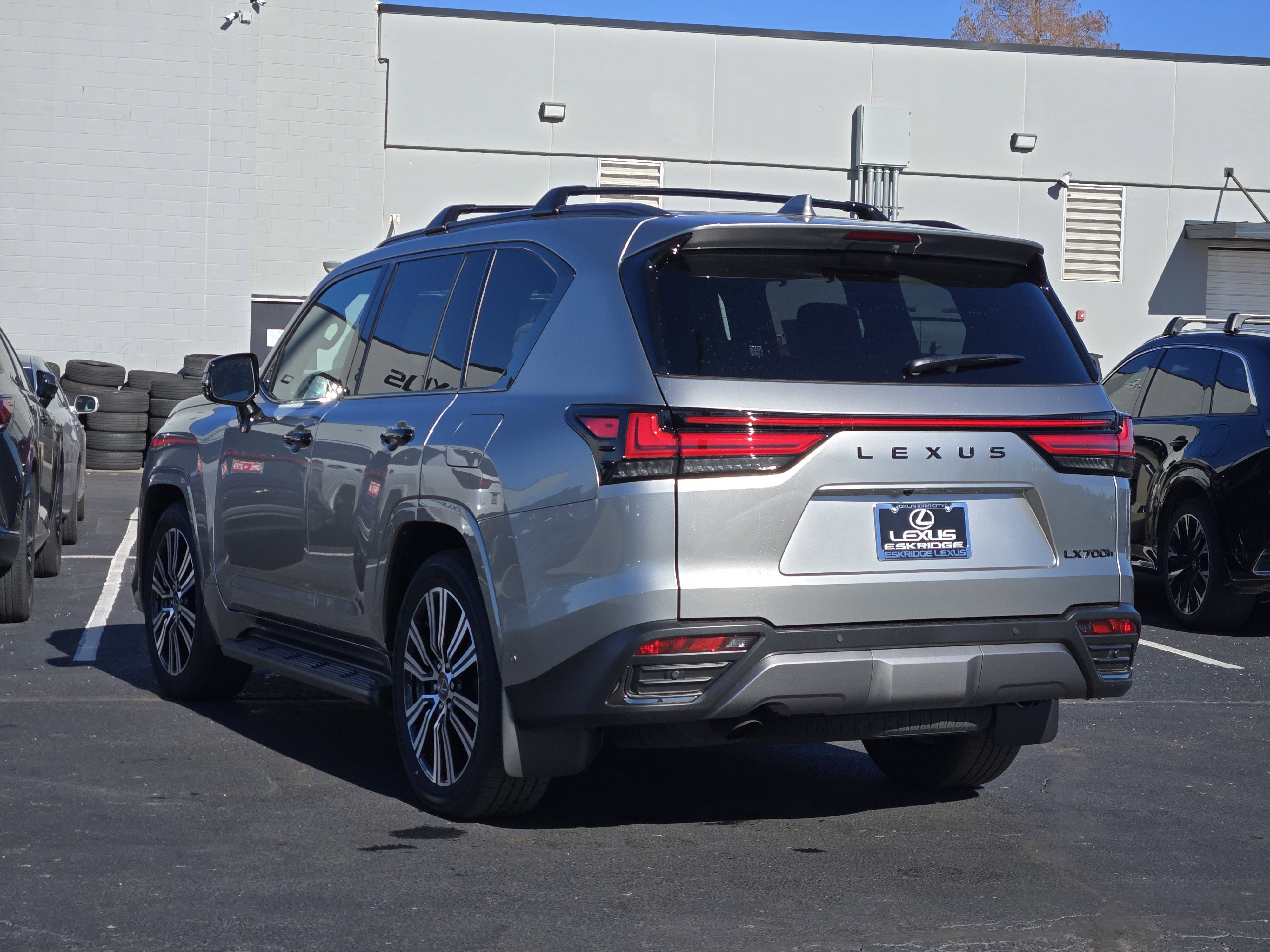 New 2026 Lexus LX 700h Luxury w/ Appearance Package image 3