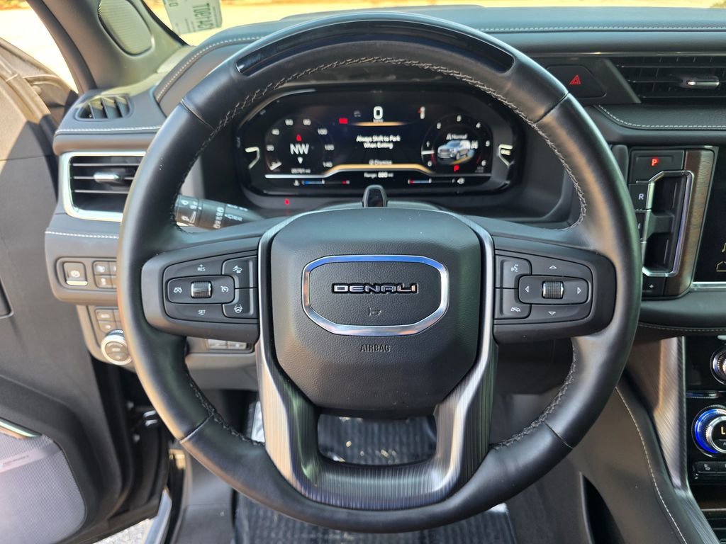 Used 2024 GMC Yukon Denali Ultimate AWD/4WD image 24