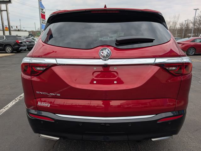 Used 2023 Buick Enclave Essence w/ Experience Buick Package image 4