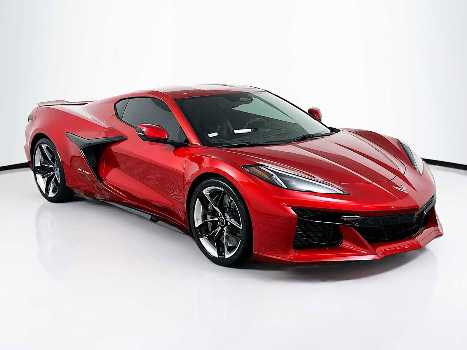 Used 2025 Chevrolet Corvette Z06 w/ Chrome Exterior Badge Package image 7