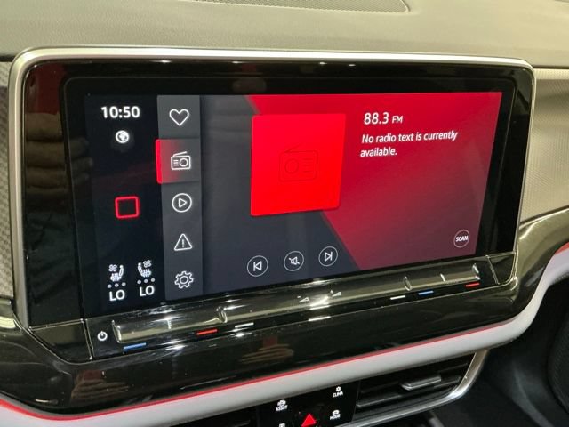 Used 2024 Volkswagen Atlas Peak Edition SE AWD/4WD image 27