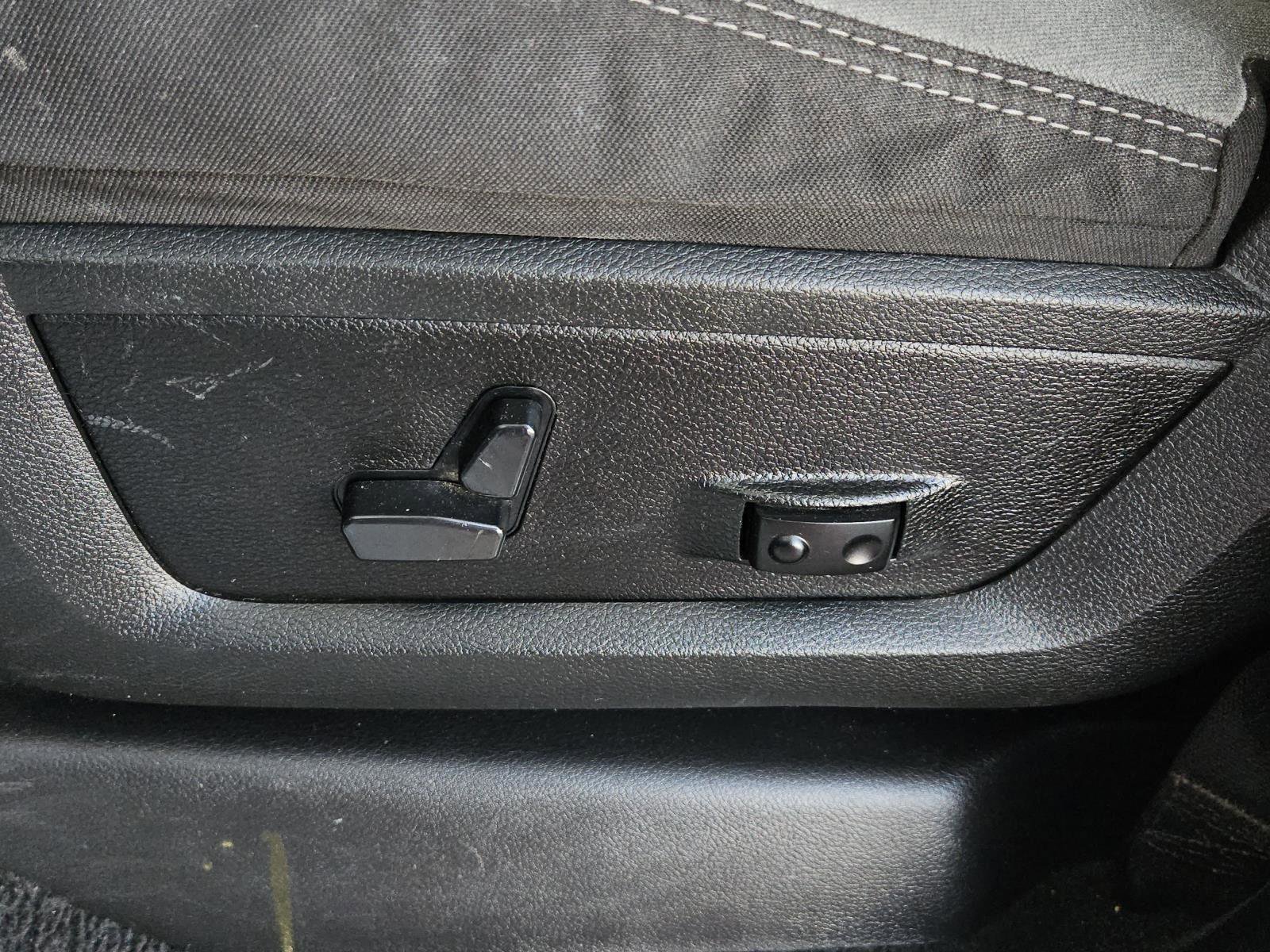 Used 2024 RAM 3500 Big Horn image 29