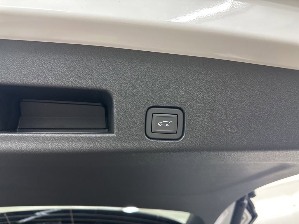 New 2026 Buick Enclave Preferred w/ Power Package AWD/4WD image 26