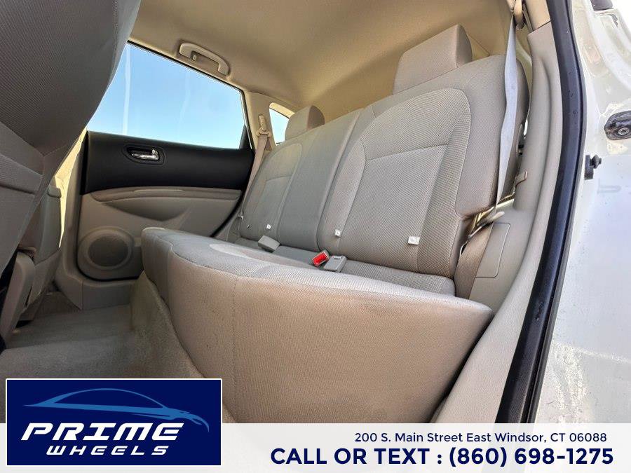 Used 2015 Nissan Rogue S w/ Convenience Package image 12