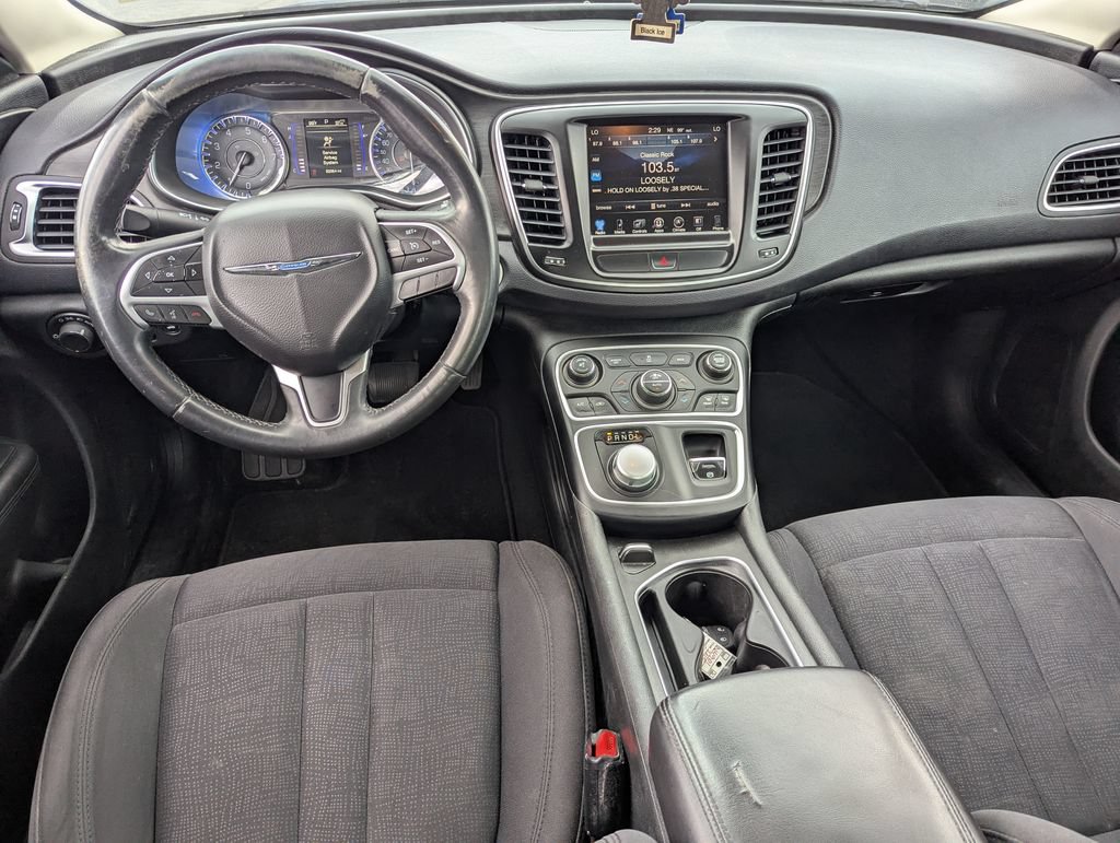 Used 2015 Chrysler 200 Limited w/ Convenience Group FWD image 18
