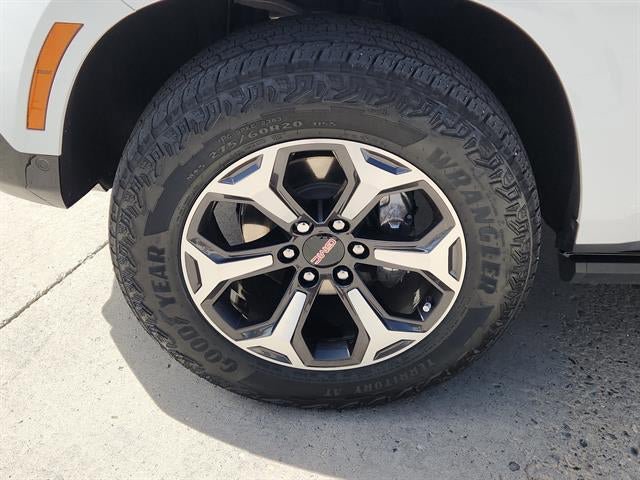 Used 2025 GMC Yukon AT4 Ultimate image 6