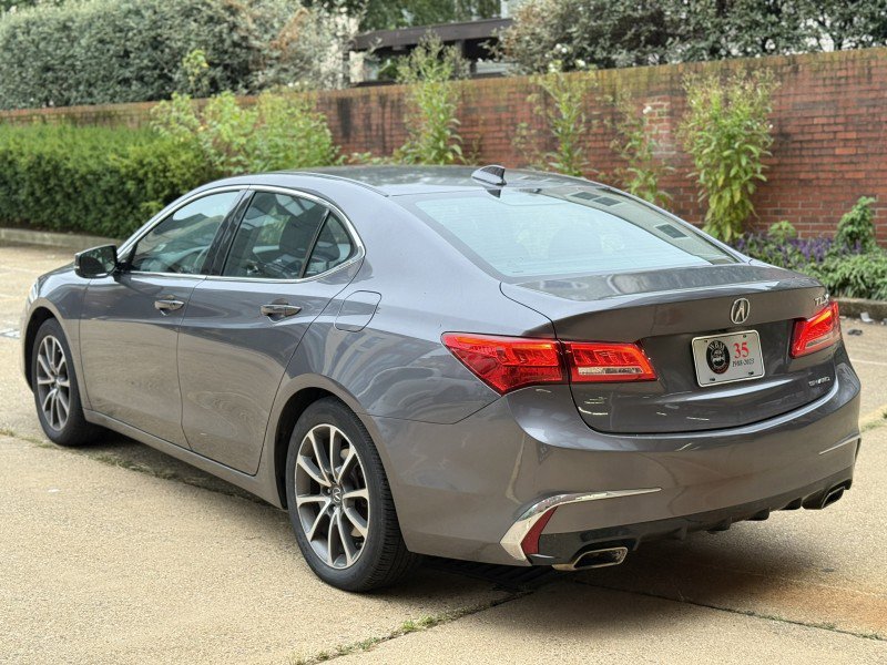 Used 2020 Acura TLX V6 SH-AWD image 3