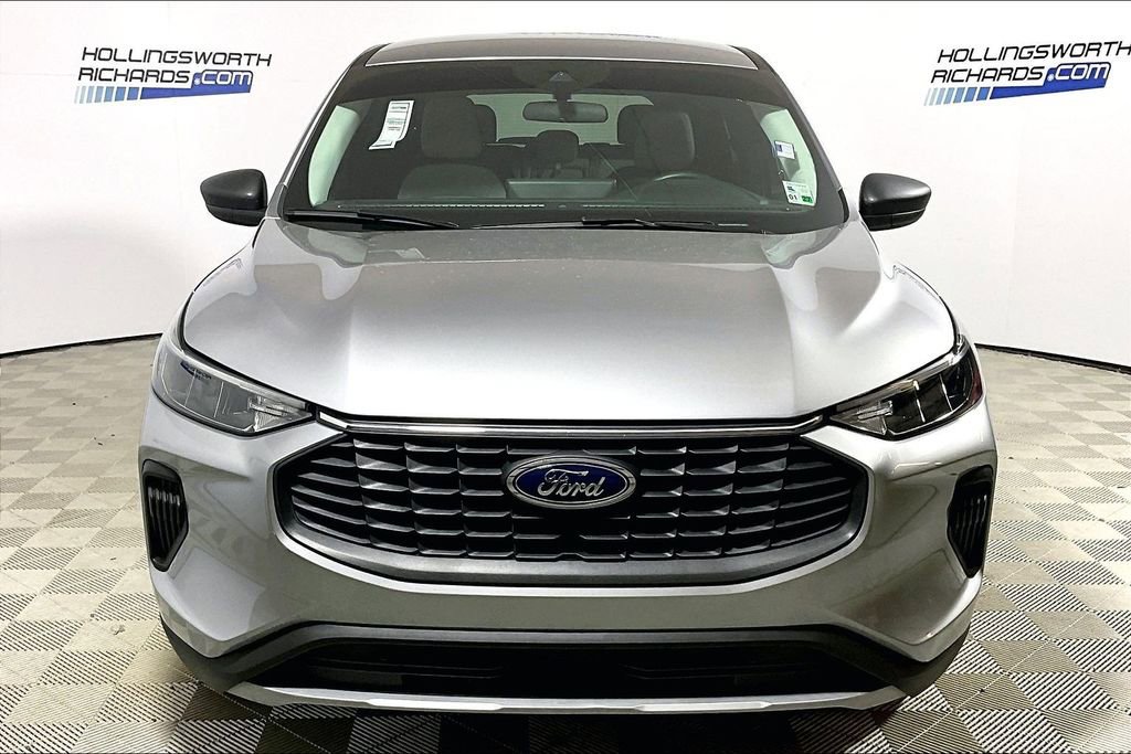 Certified 2024 Ford Escape Active w/ Tech Pack #1 FWD image 2