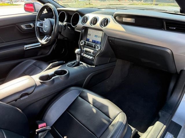 Used 2022 Ford Mustang Premium image 11