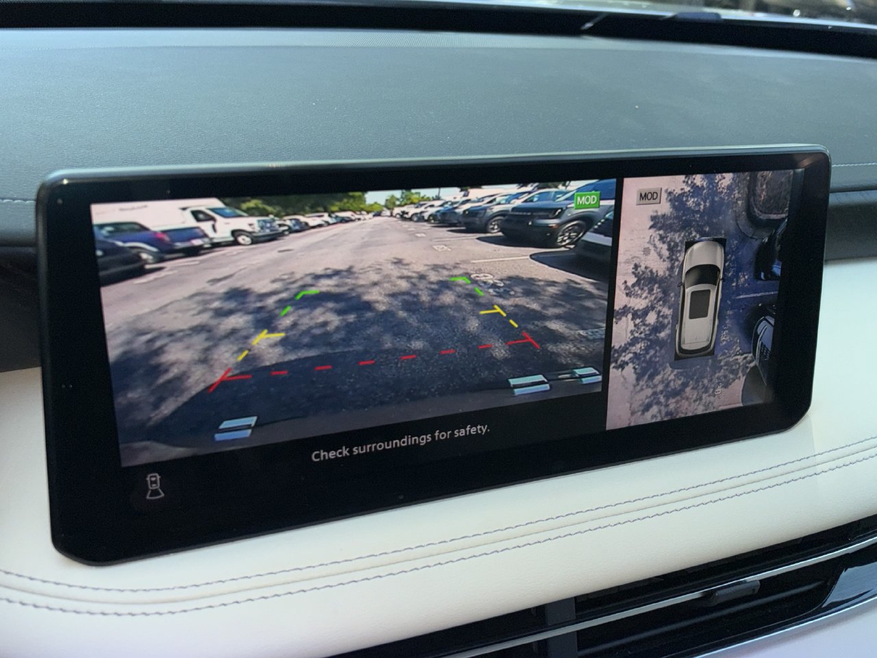 Used 2023 INFINITI QX60 Sensory w/ Vision Package AWD/4WD image 5