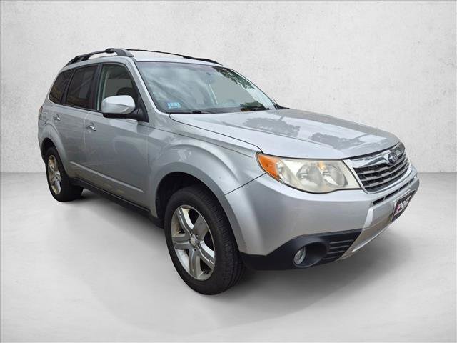 Used 2010 Subaru Forester 2.5X Limited AWD/4WD image 3