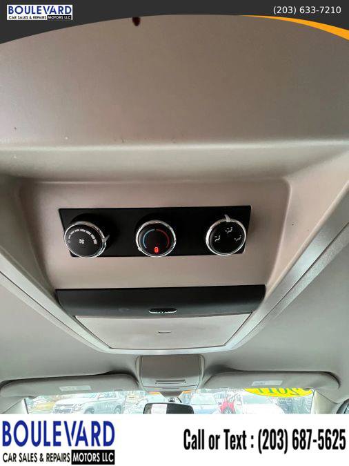 Used 2017 Dodge Grand Caravan SE w/ Power Window Group image 17