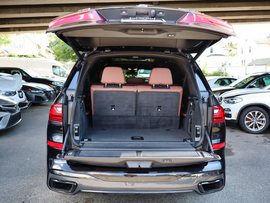 Used 2021 BMW X7 M50i w/ Dynamic Handling Package AWD/4WD image 73
