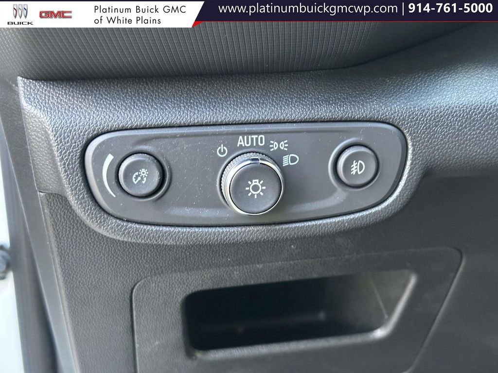 Used 2023 Chevrolet TrailBlazer RS w/ Convenience Package image 22