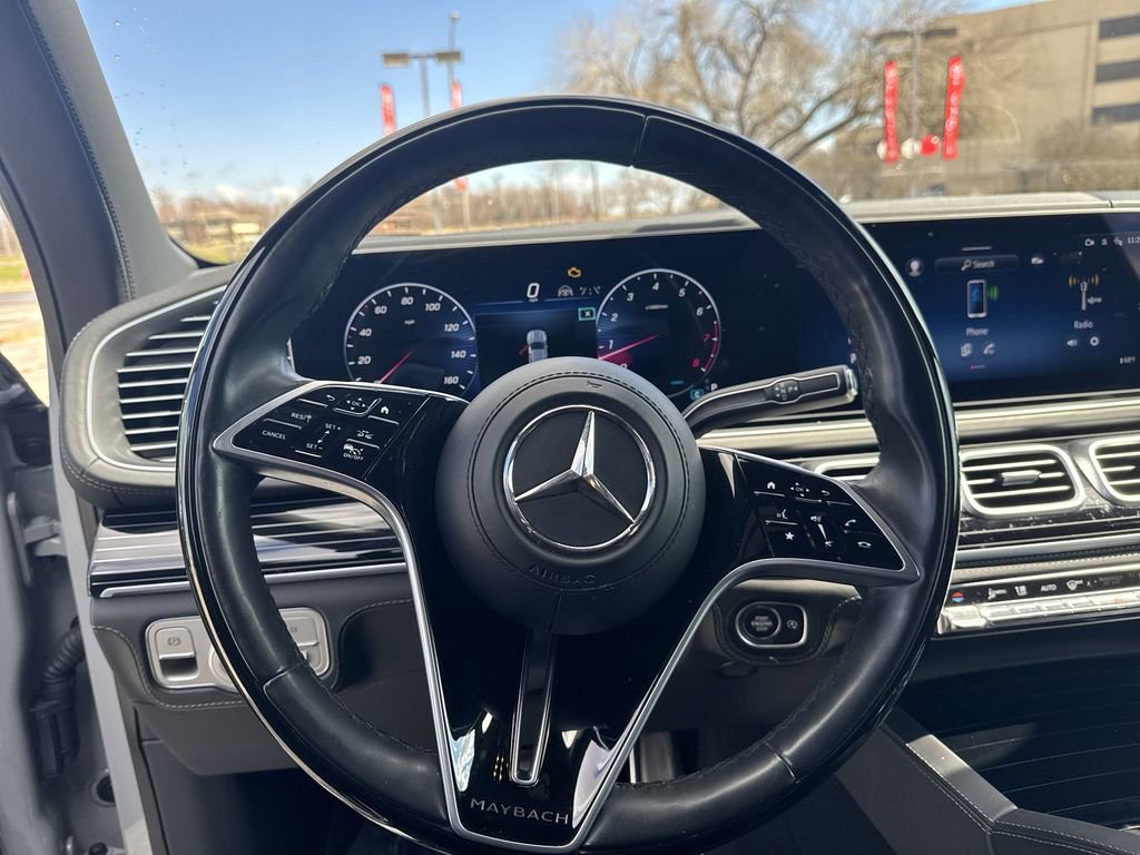 Used 2024 Mercedes-Benz Maybach GLS 600 4MATIC image 16