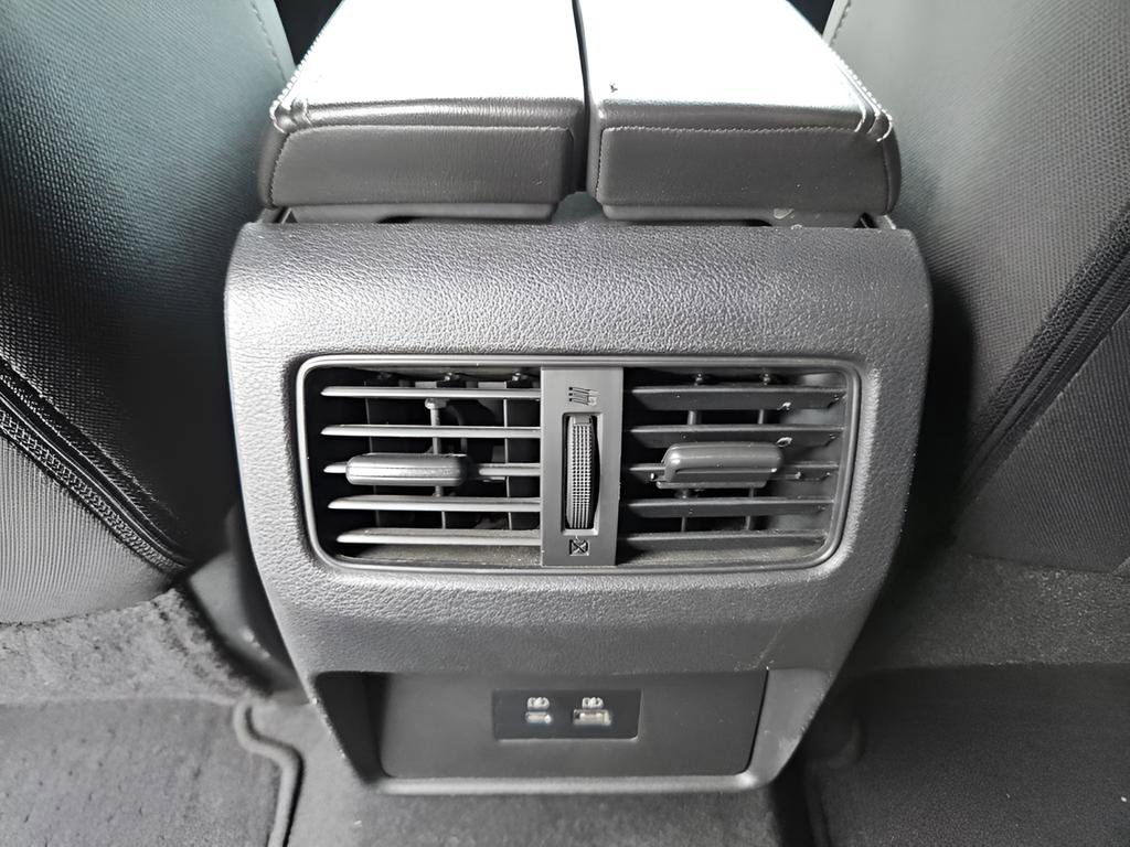 Used 2022 Nissan Rogue SV image 29