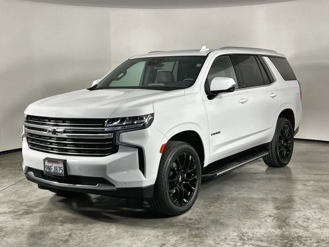 Certified 2024 Chevrolet Tahoe LT w/ Luxury Package AWD/4WD image 4