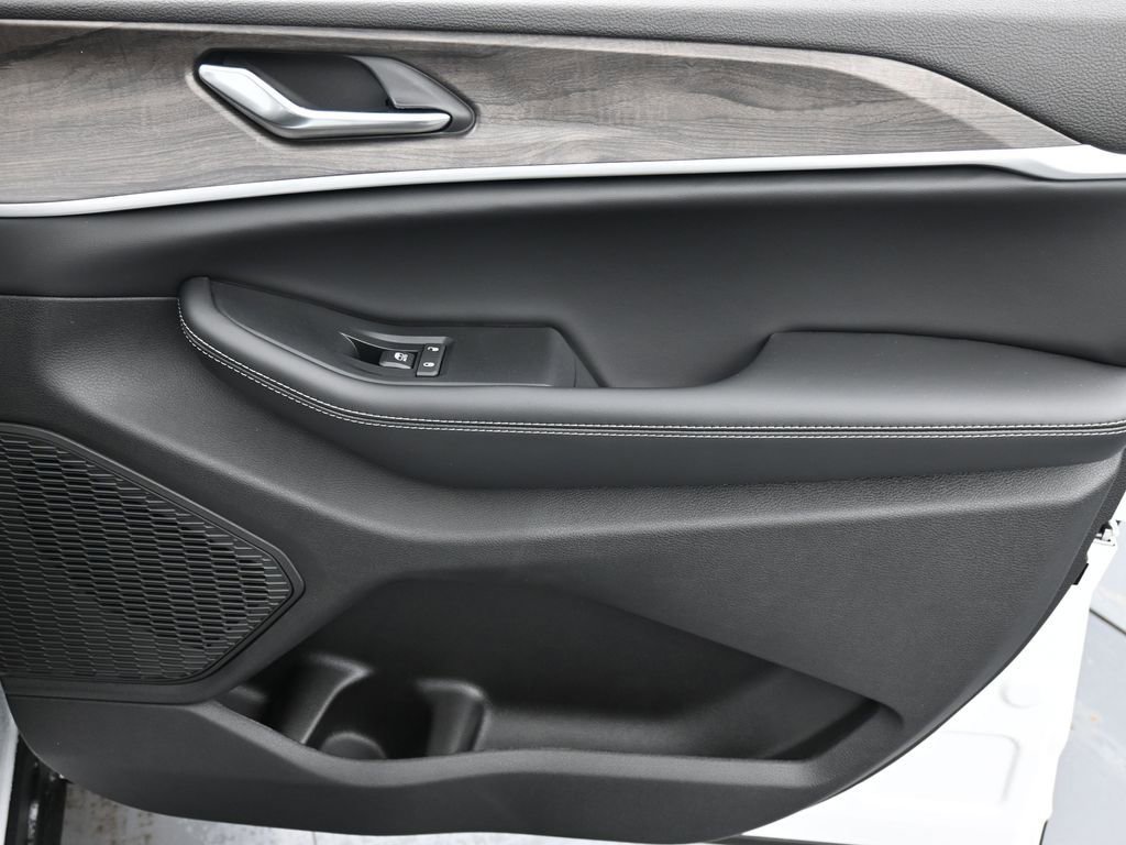 New 2026 Jeep Grand Cherokee Altitude image 16