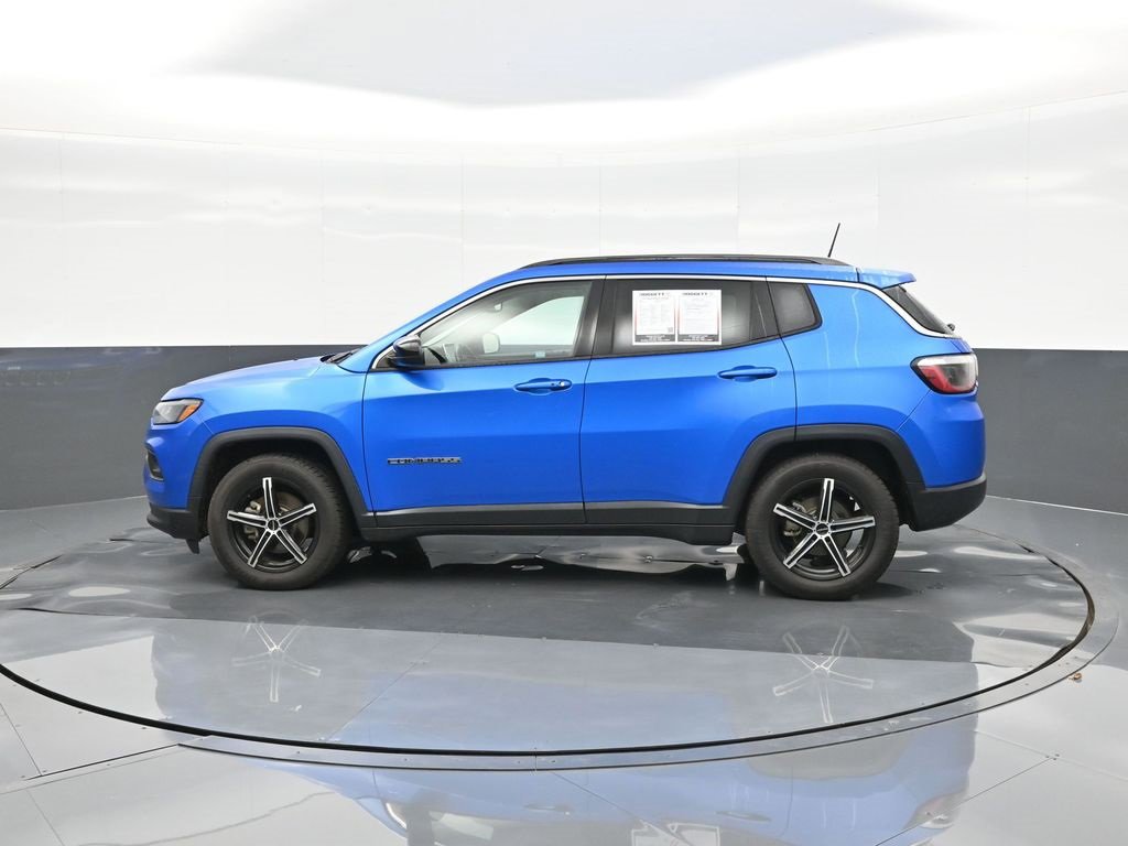 Used 2022 Jeep Compass Latitude w/ Convenience Group image 5