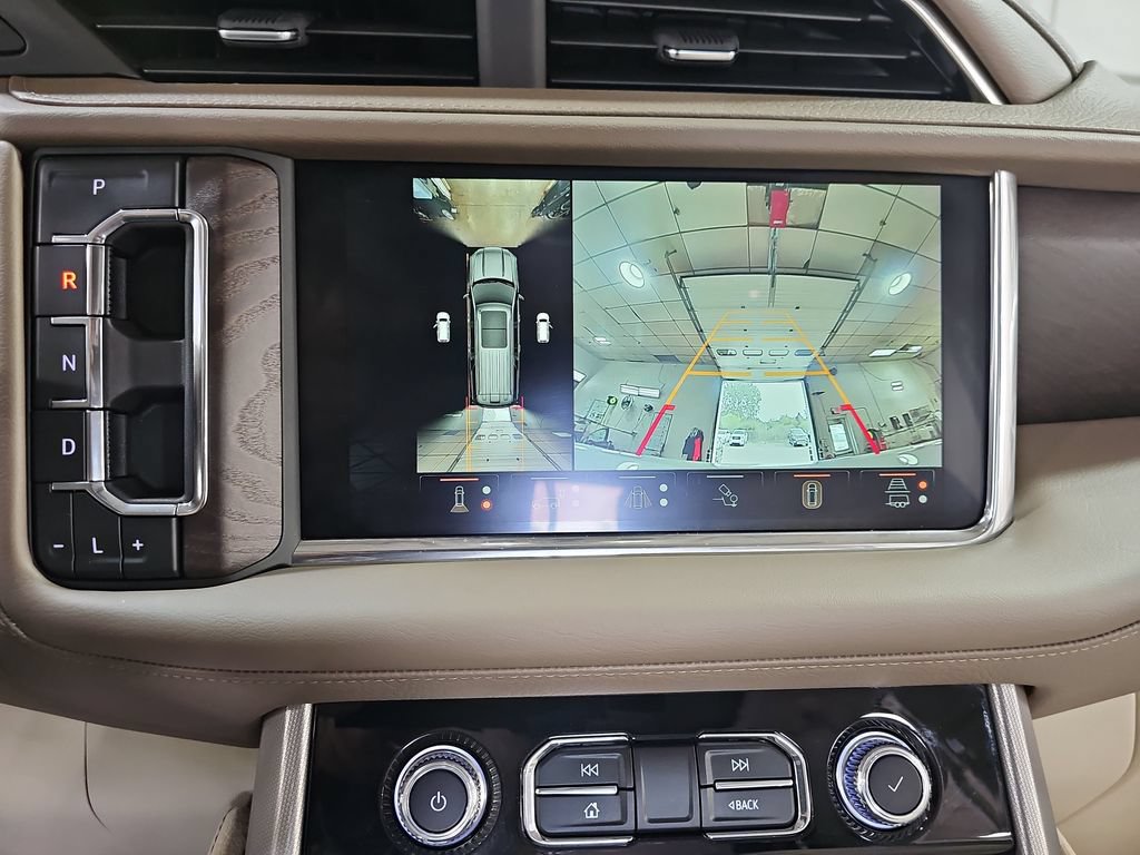 Used 2023 GMC Yukon XL Denali w/ Denali Reserve Package AWD/4WD image 30