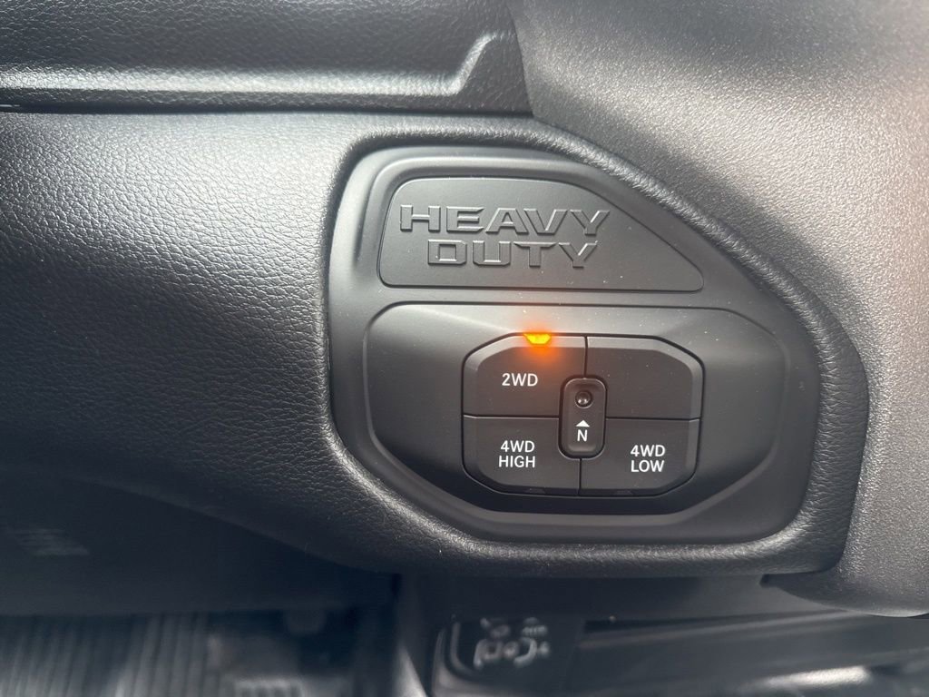 New 2026 RAM 3500 Tradesman w/ Chrome Appearance Group A AWD/4WD image 17