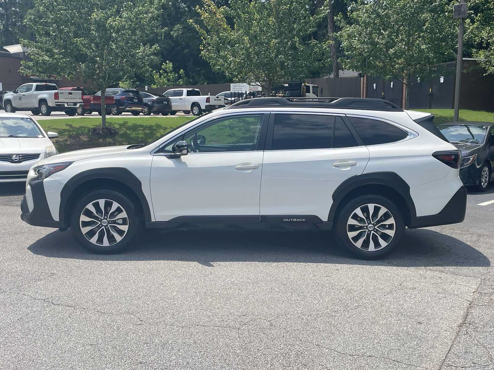 Used 2023 Subaru Outback Limited AWD/4WD video 2