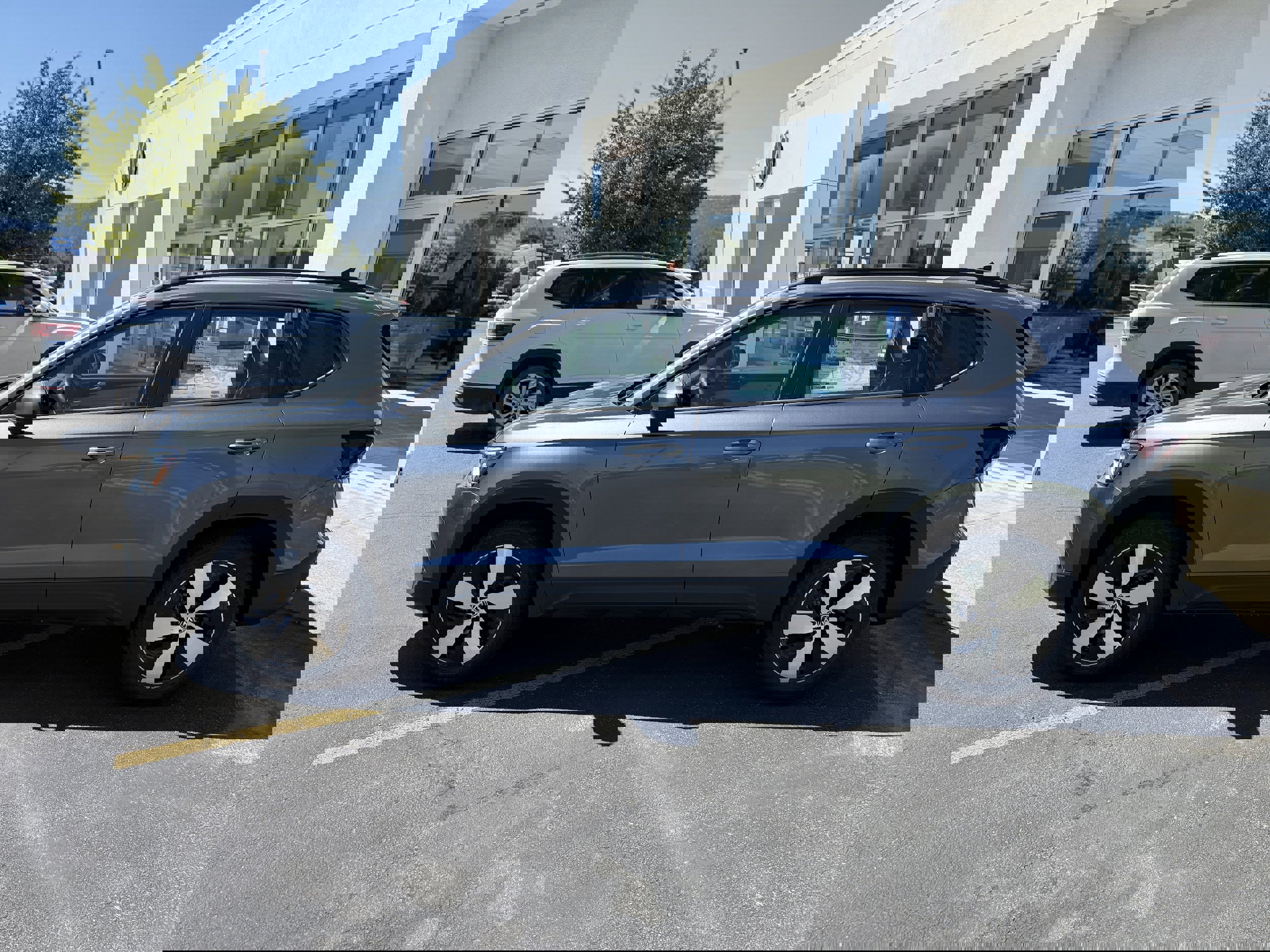 New 2025 Volkswagen Taos S image 7