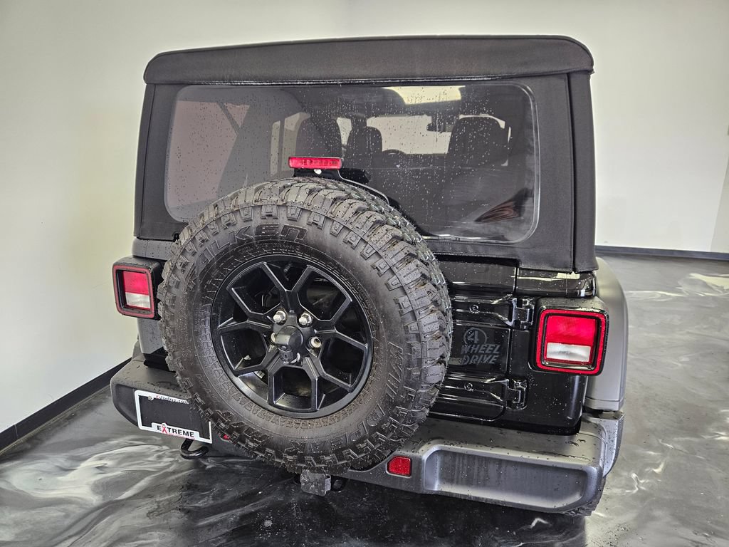 Used 2024 Jeep Wrangler Unlimited Sport AWD/4WD image 18